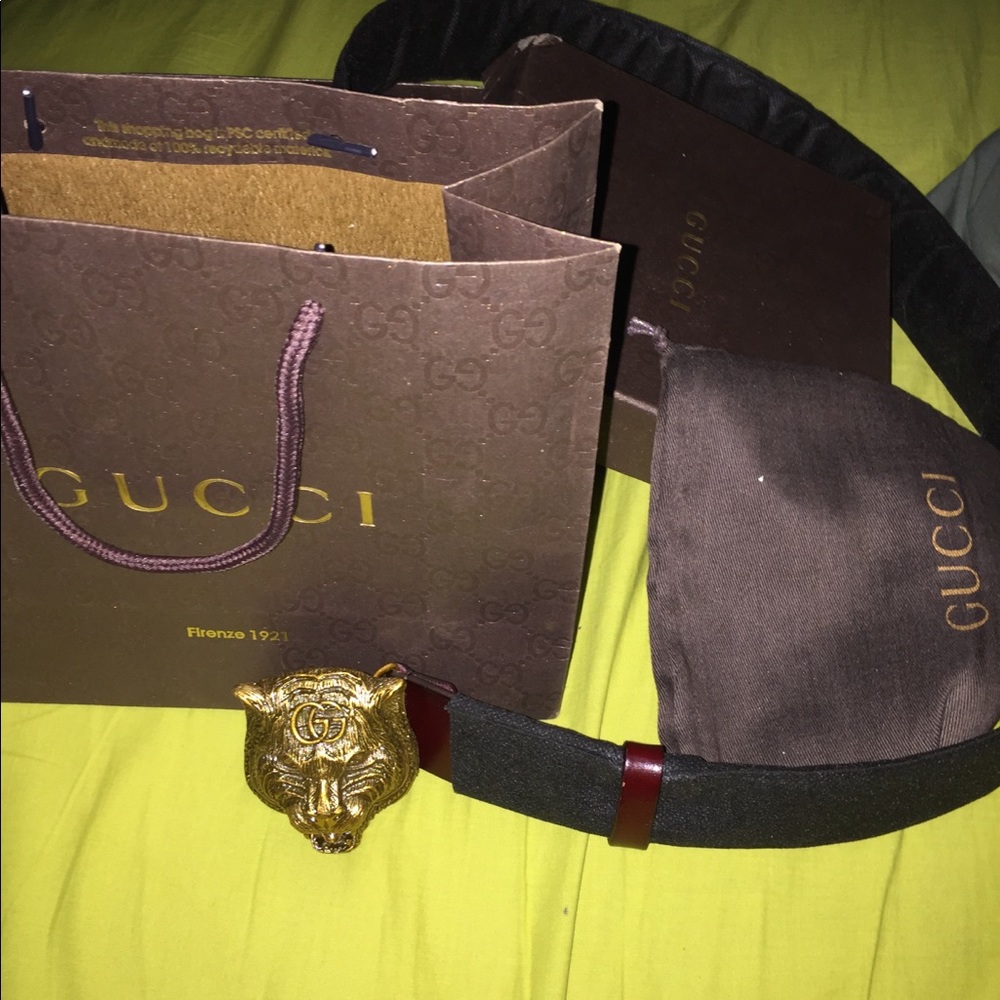 Gucci belt . Wine color . Last season